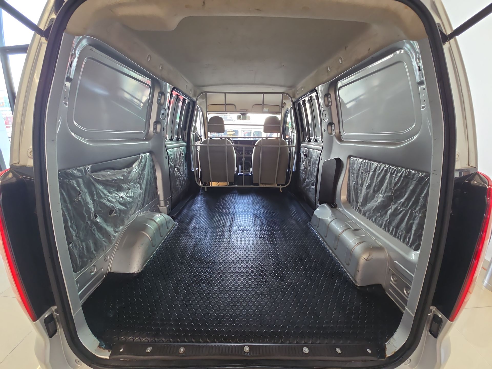 2023 Chevrolet Tornado 1.5 Van Cargo Ls Mt