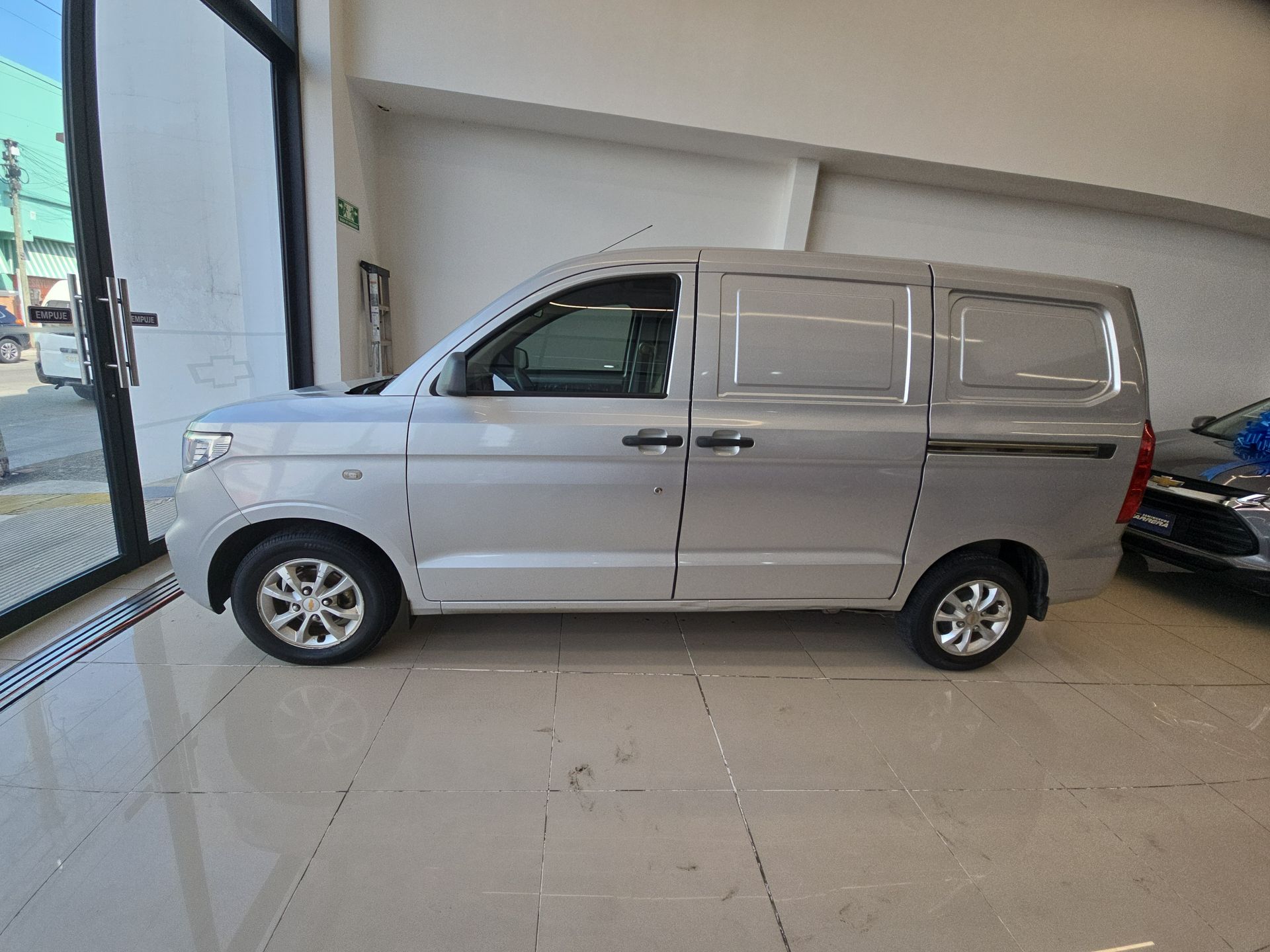 2023 Chevrolet Tornado 1.5 Van Cargo Ls Mt