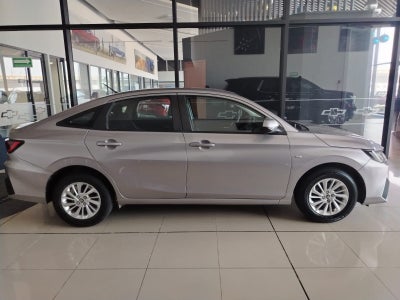 2023 Toyota Yaris 1.5 S Sedan At