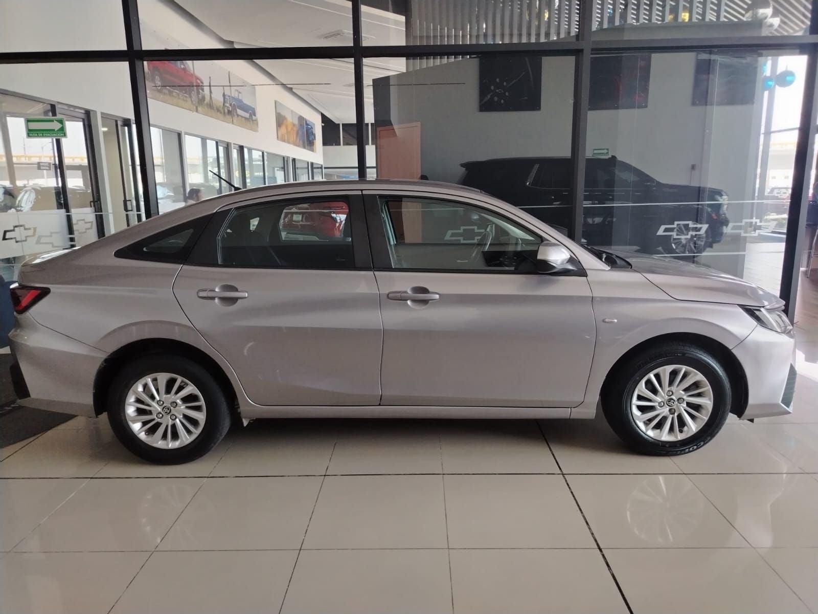2023 Toyota Yaris 1.5 S Sedan At