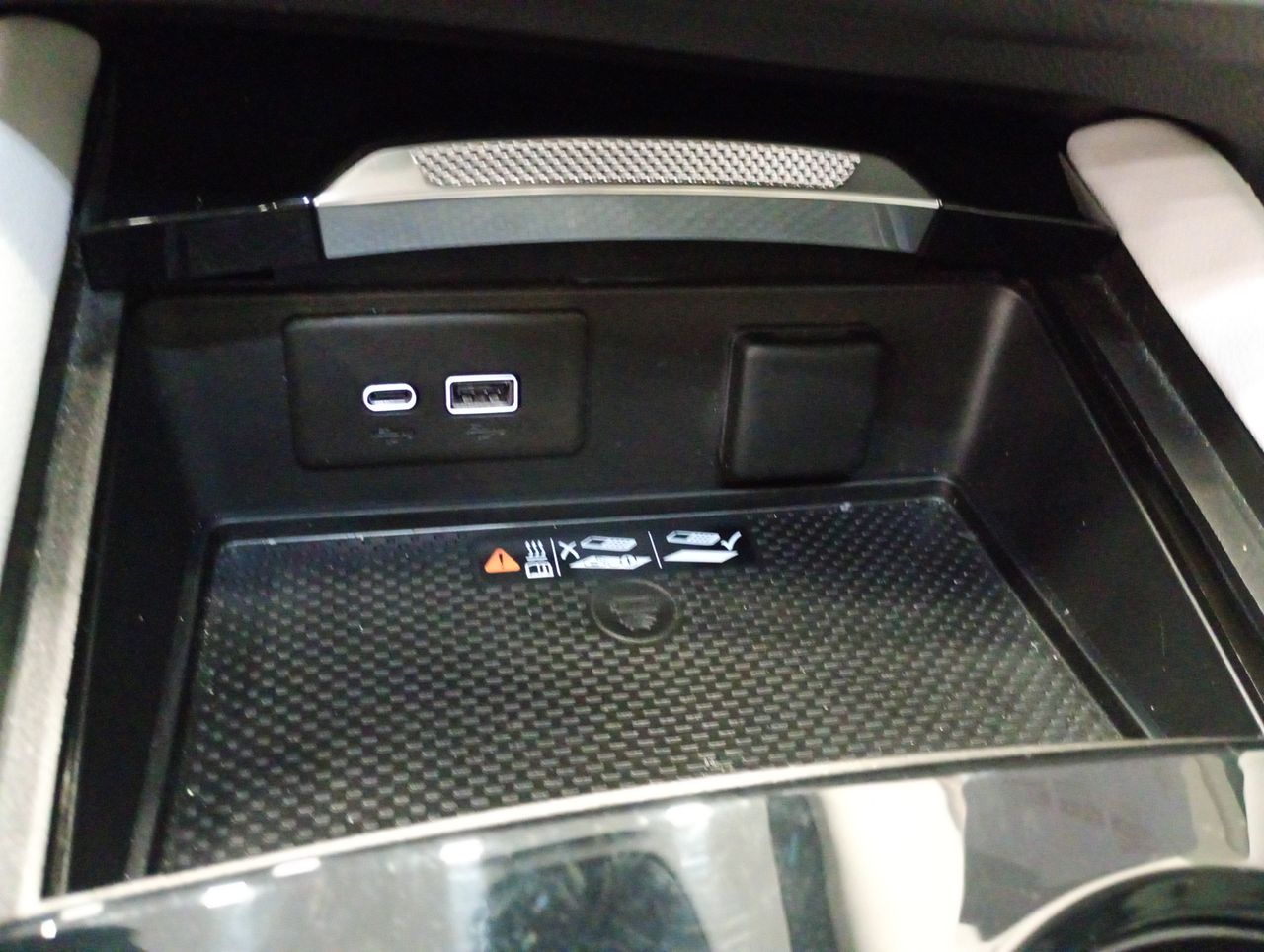 2024 Buick Envision 2.0 Avenir At