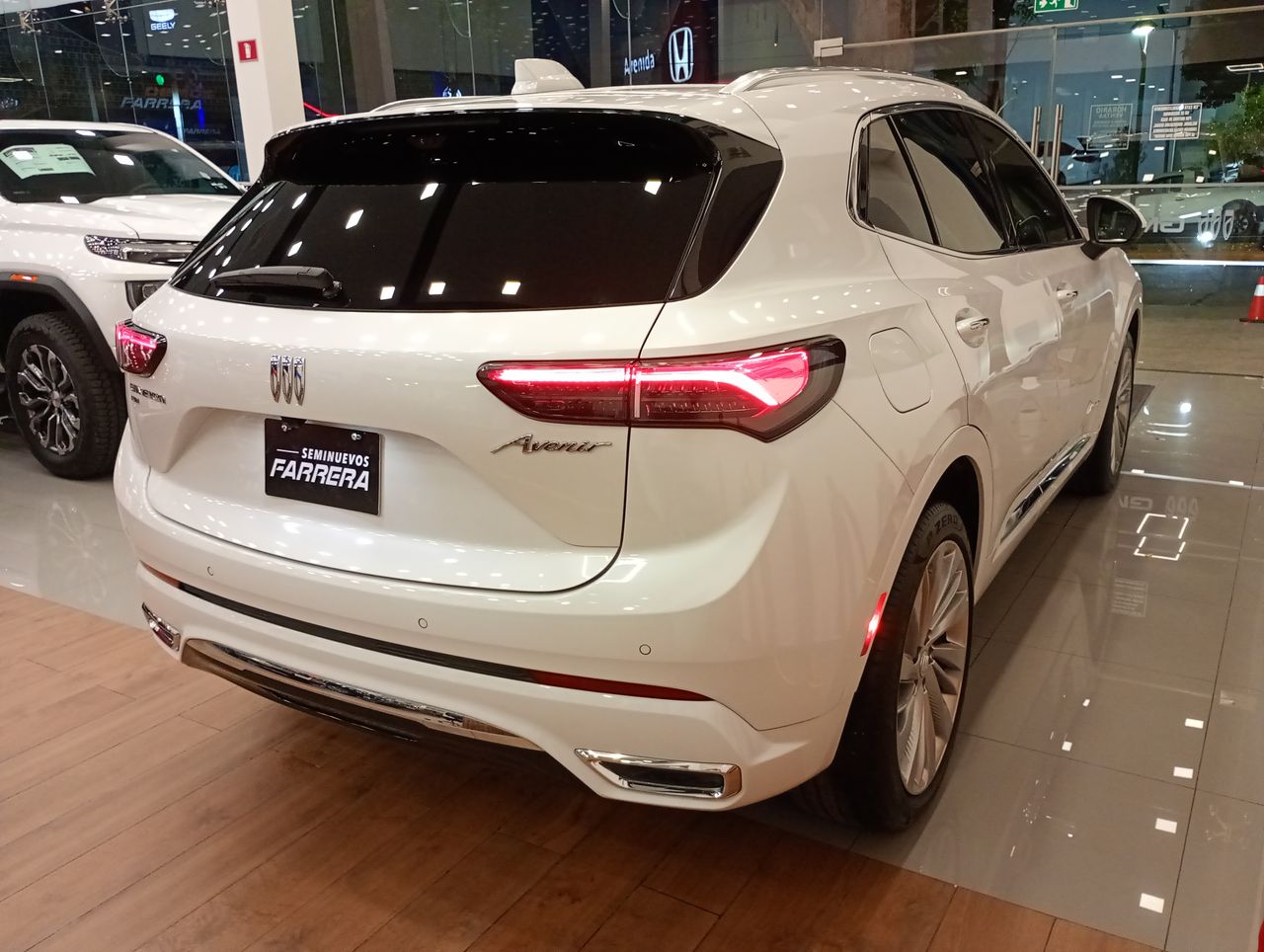 2024 Buick Envision 2.0 Avenir At
