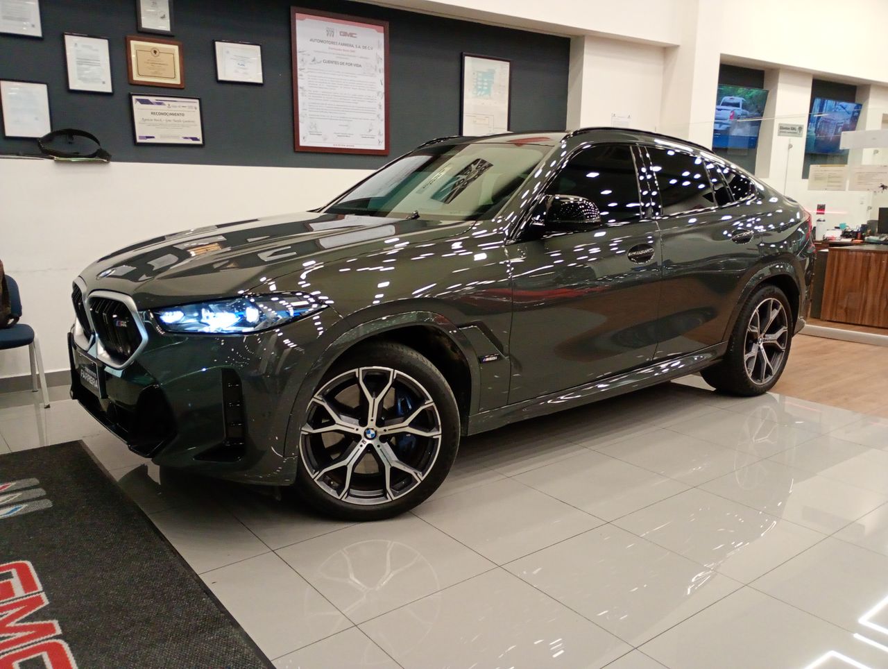 2025 BMW X6 M 4.4 M Competition At
