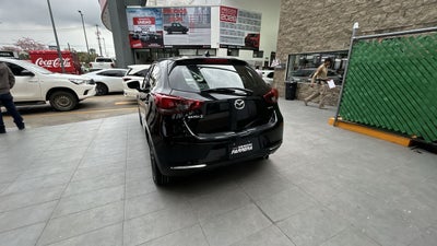 2023 Mazda Mazda 2 1.5 Carbon Edition At
