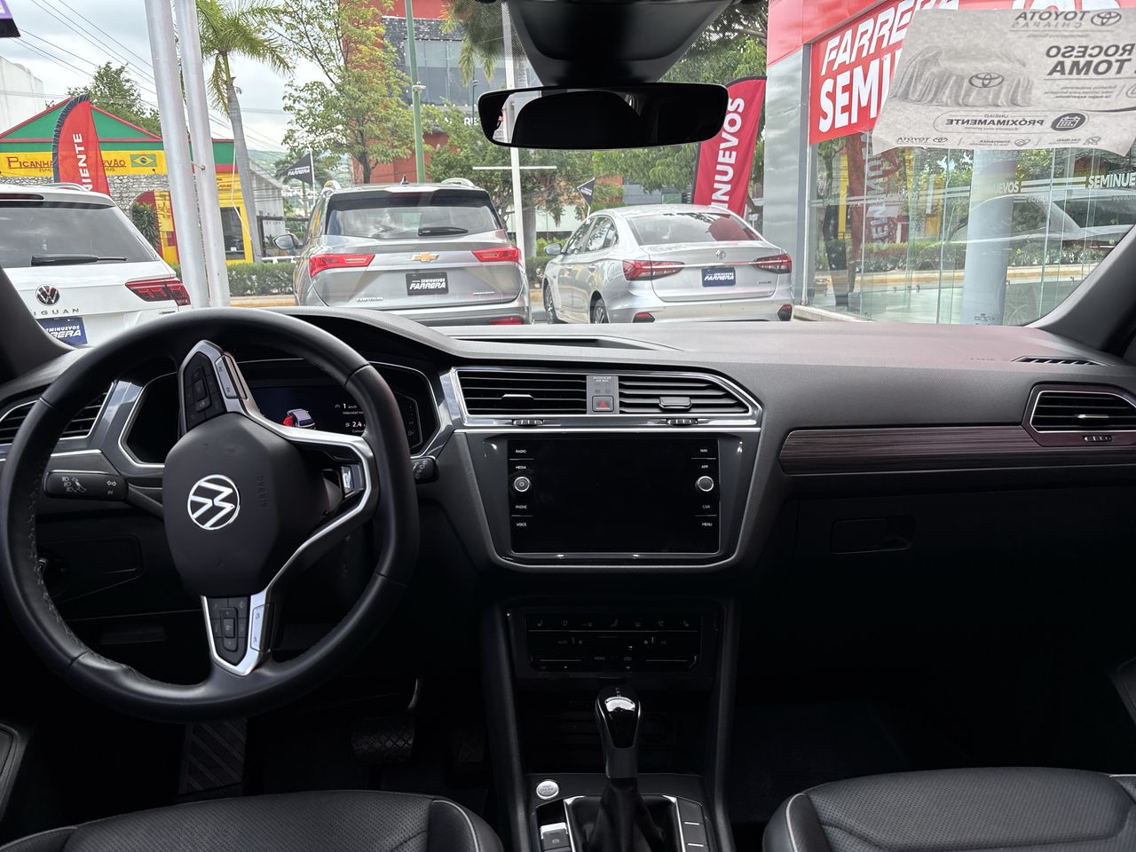 2024 Volkswagen Tiguan 2.0 R-Line At