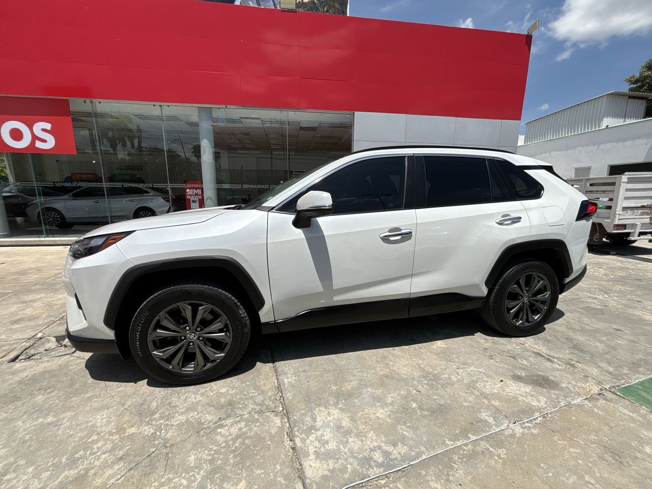 2023 Toyota RAV4 2.5 Limited Hybrid At
