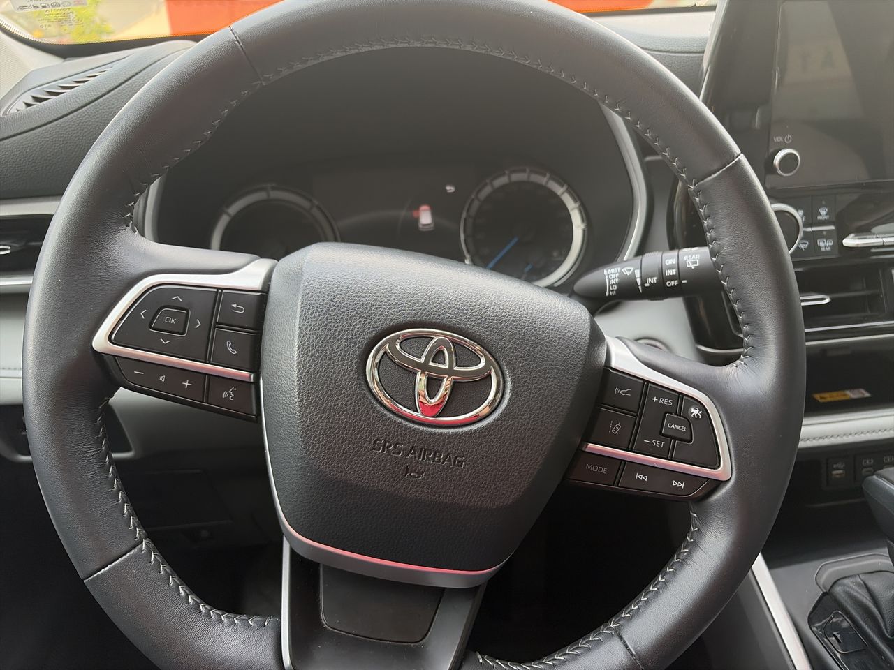 2025 Toyota Highlander 2.5 Xle Hev At