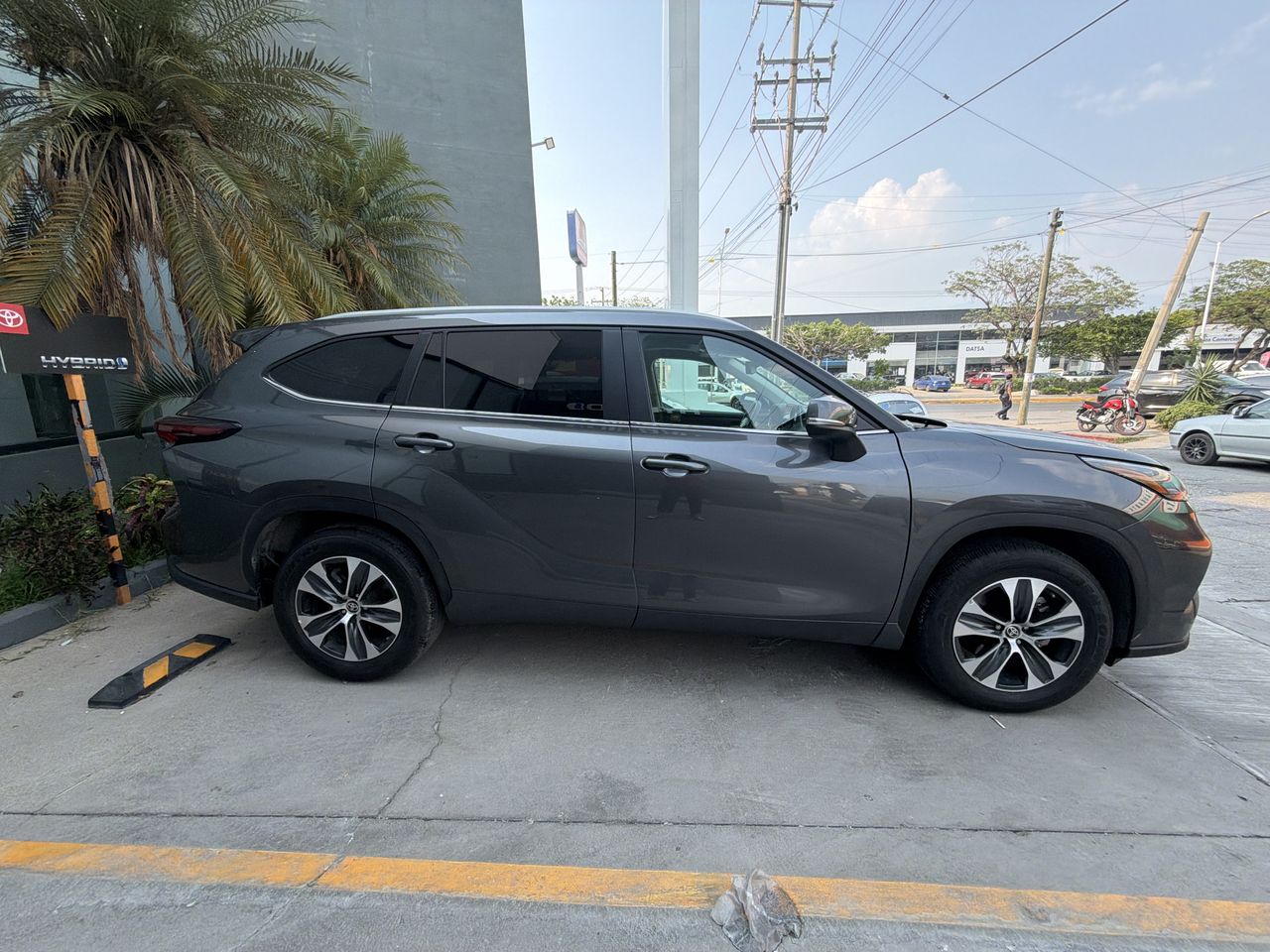 2025 Toyota Highlander 2.5 Xle Hev At