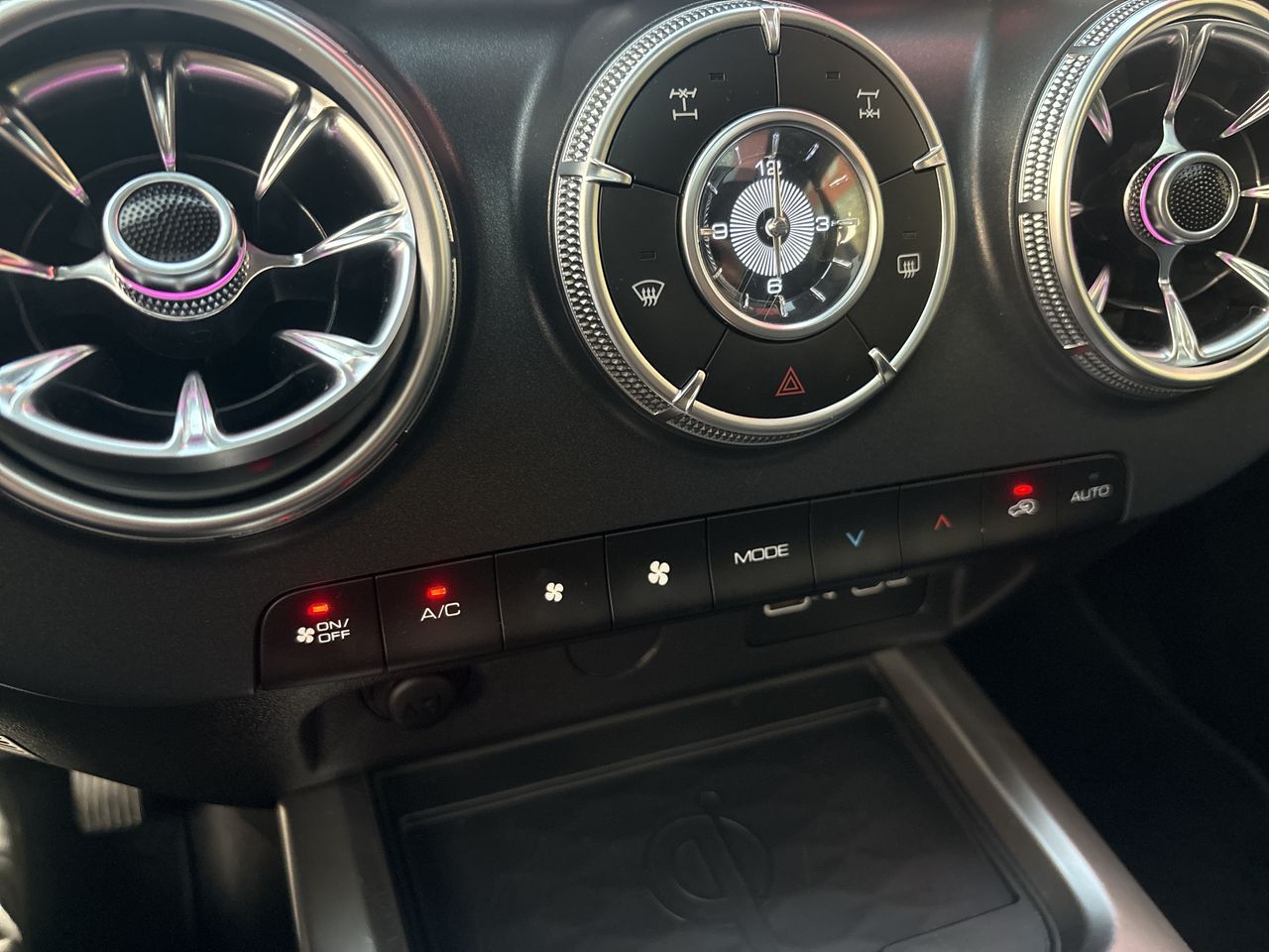 2025 GWM Tank 300 2.0 Luxury Hev