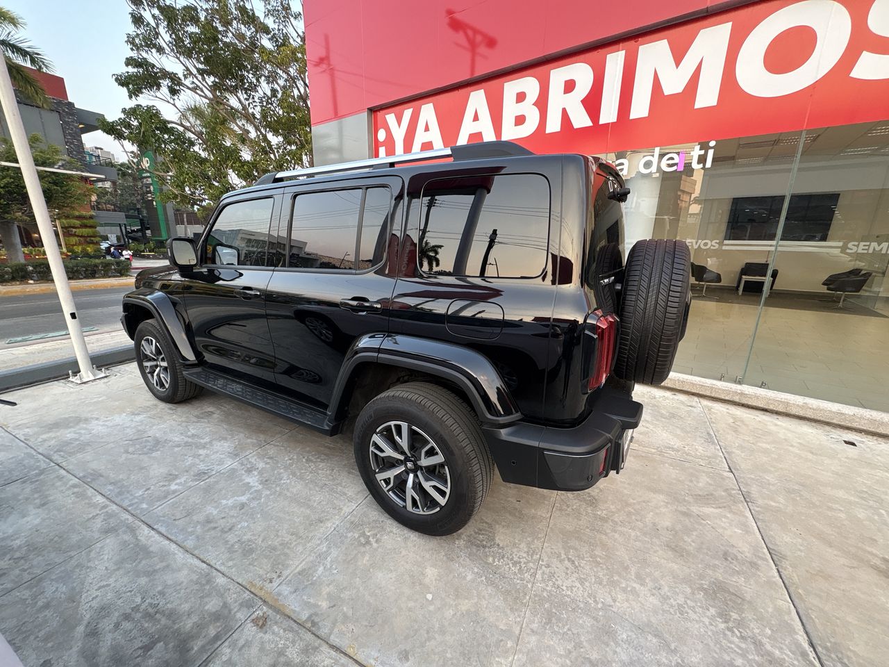 2025 GWM Tank 300 2.0 Luxury Hev