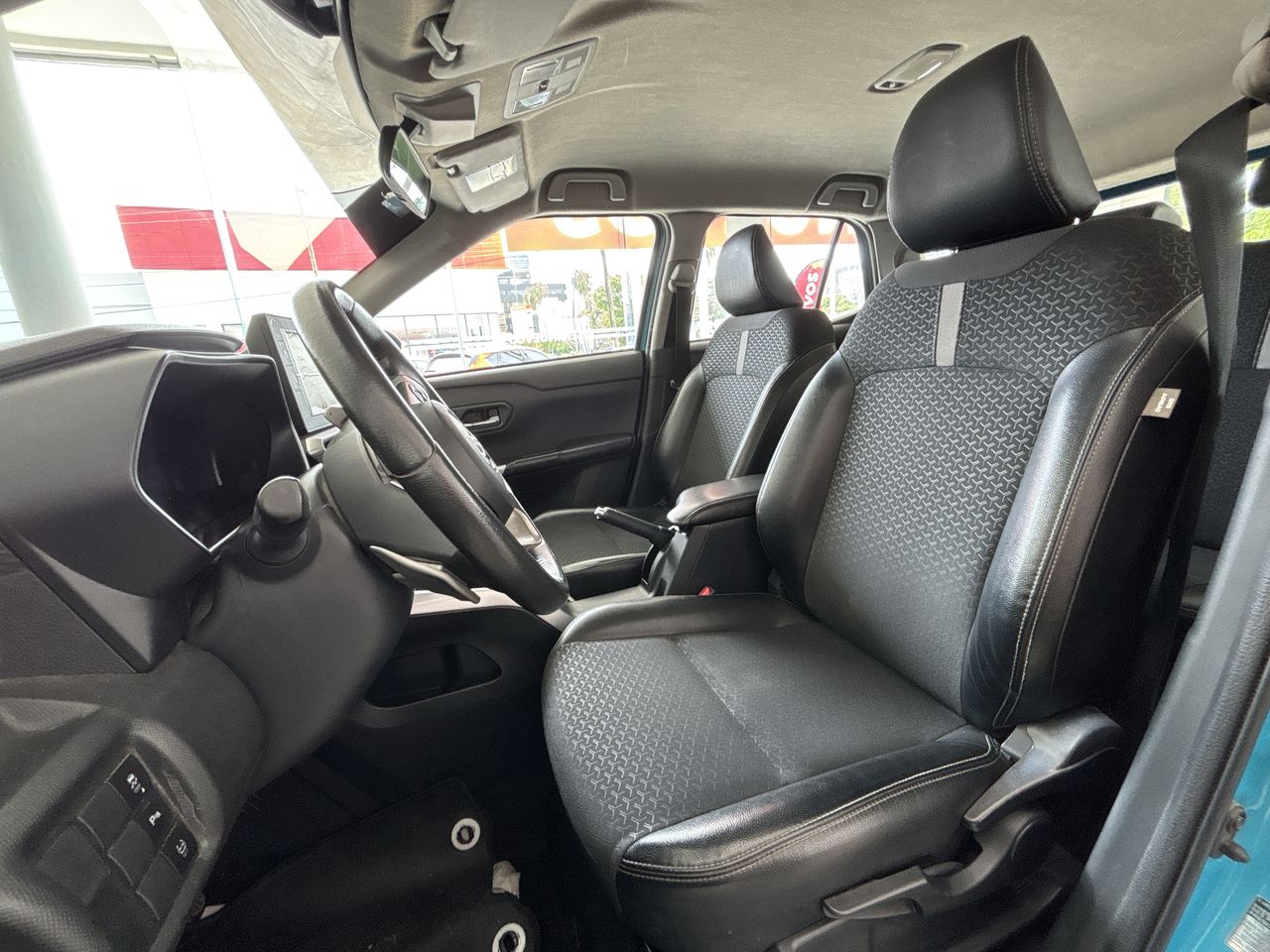 2023 Toyota Raize 1.0 XLE Bi-Tono At