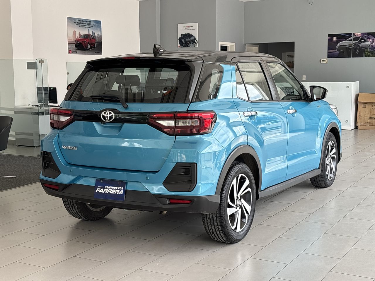 2023 Toyota Raize 1.0 XLE Bi-Tono At