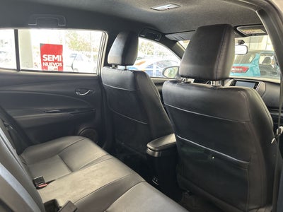 2021 Toyota Yaris 1.5 S Hb At