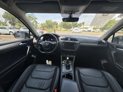2021 Volkswagen Tiguan 1.4 Comfortline 7p At piel