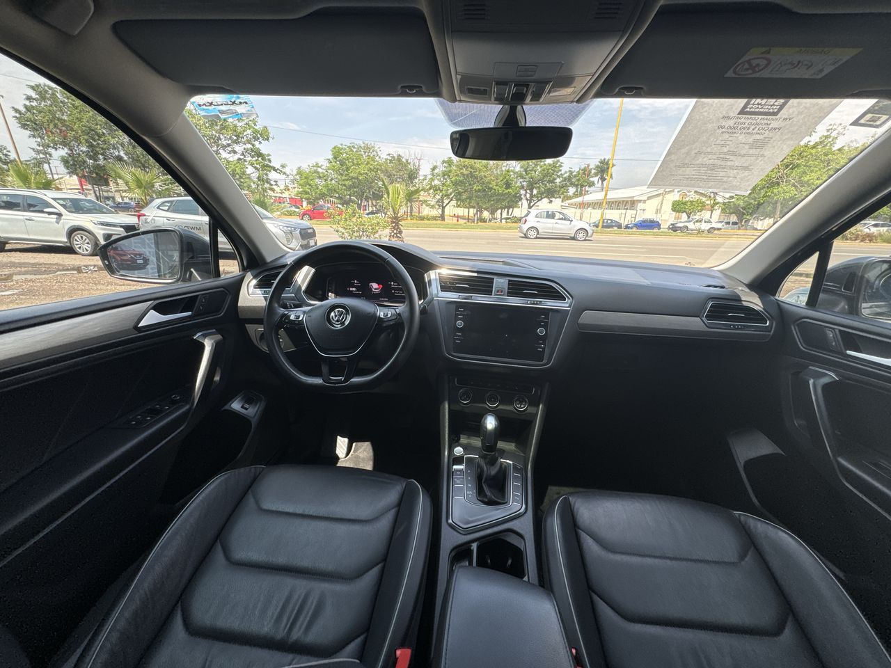 2021 Volkswagen Tiguan 1.4 Comfortline 7p At piel