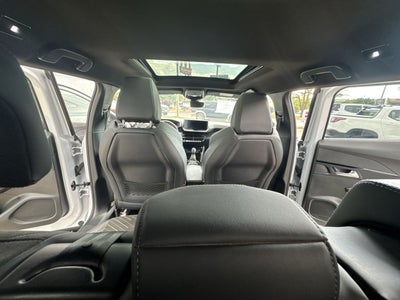 2025 Peugeot 2008 1.2 Allure Pack At