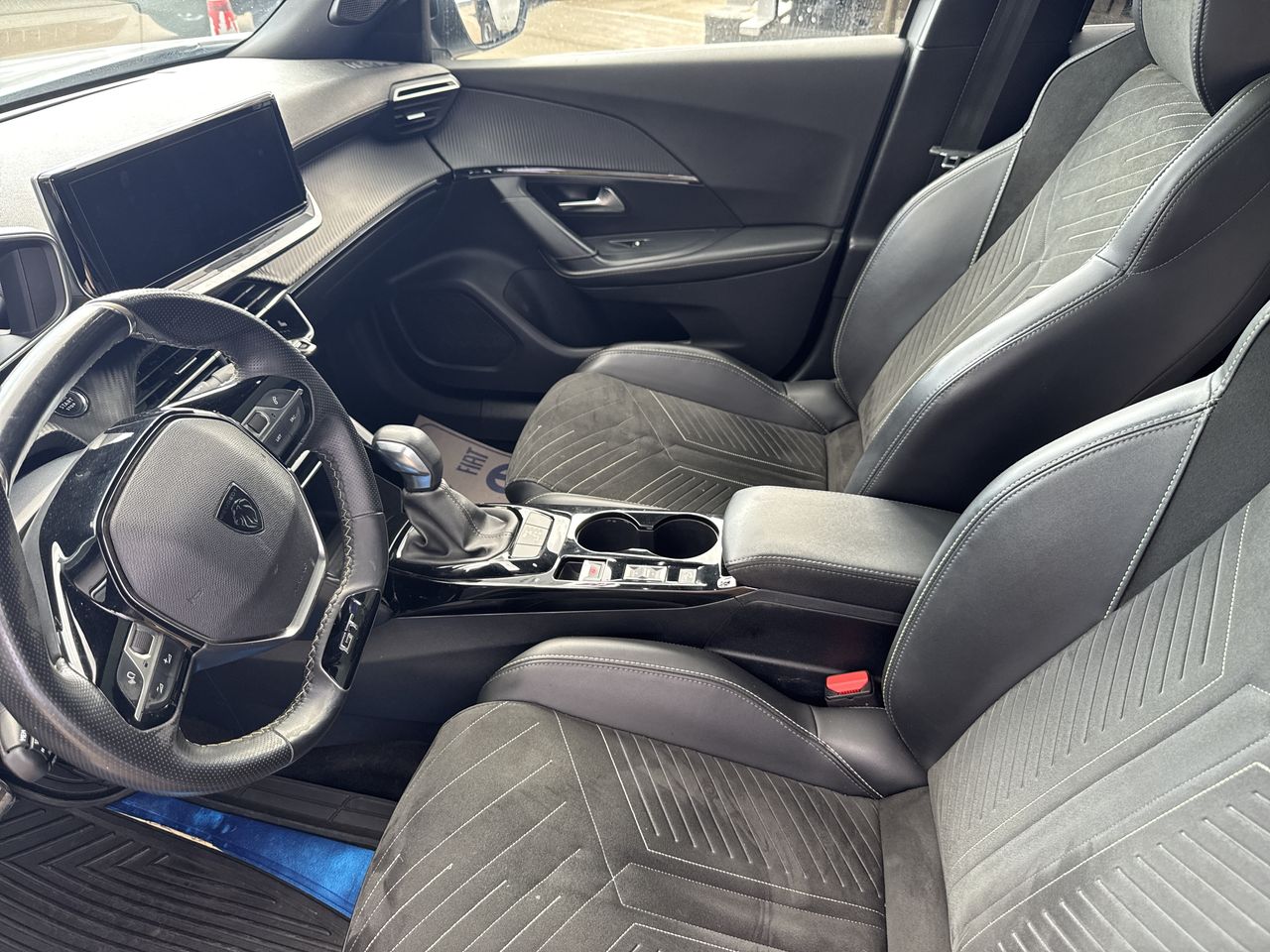 2025 Peugeot 2008 1.2 Allure Pack At