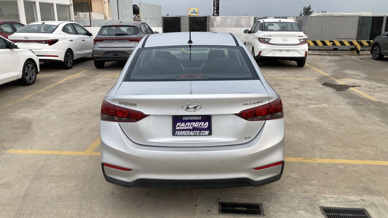 2020 Hyundai Accent 1.6 HB Gl Mid At