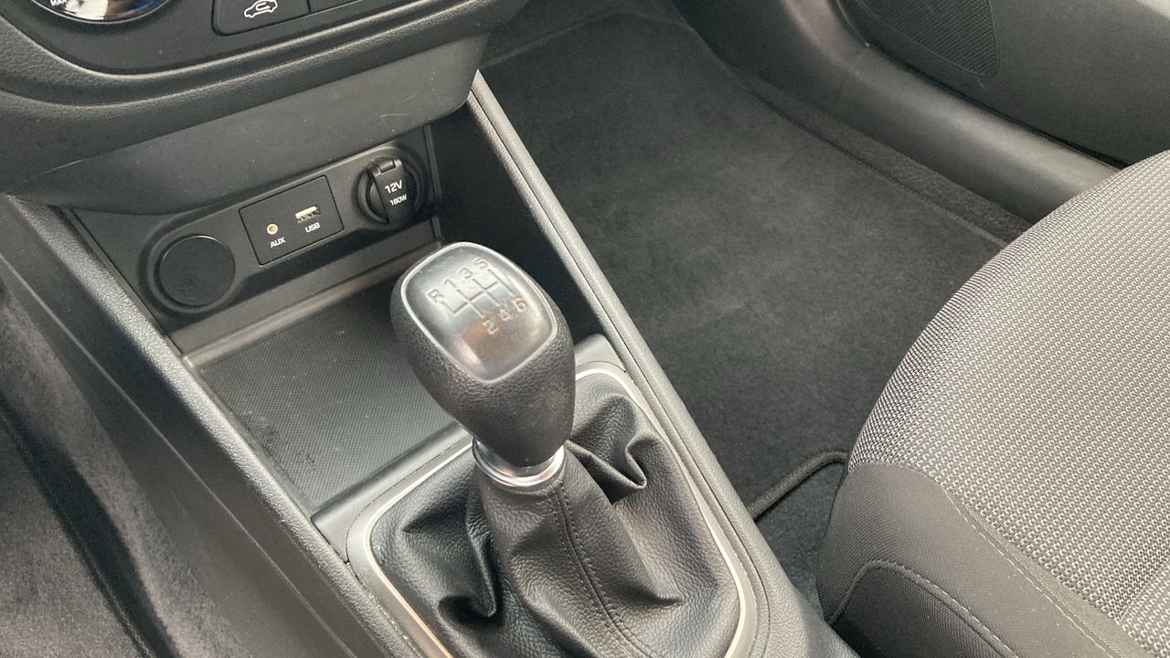 2020 Hyundai Accent 1.6 HB Gl Mid At