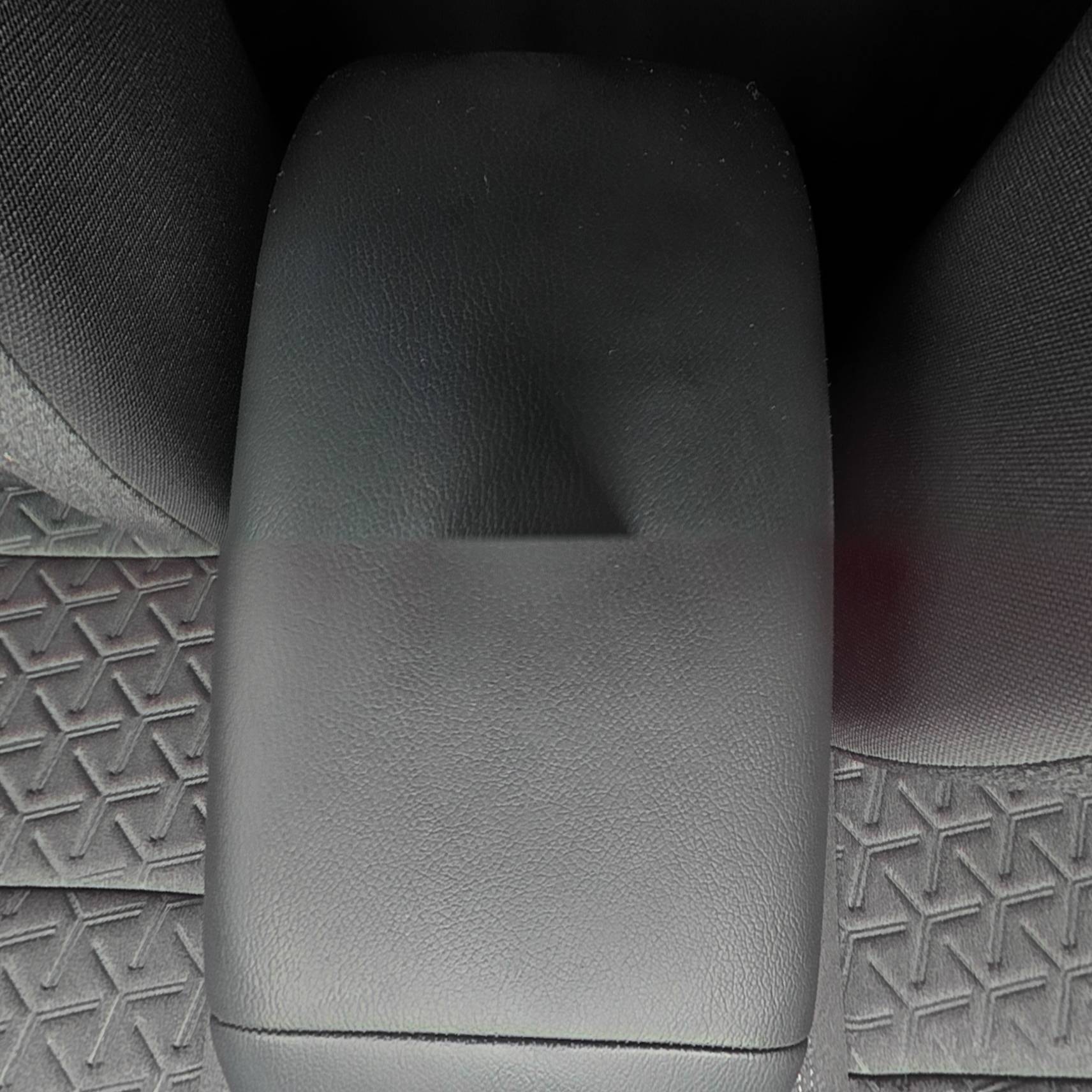 2025 Nissan Kicks 2.0 Advance At
