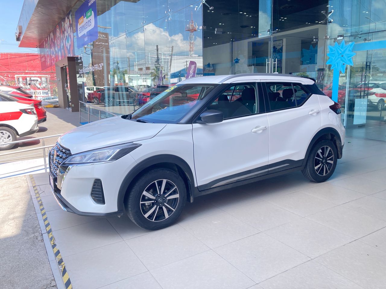 2025 Nissan Kicks 1.6 Play Advance At