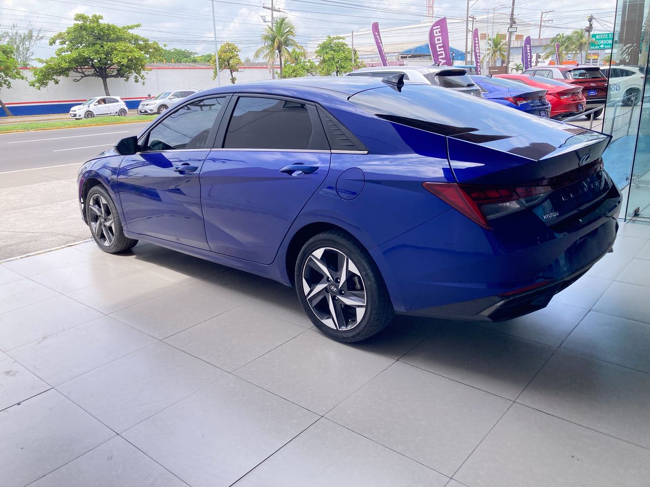2023 Hyundai Elantra 2.0 Limited Tech Navi At