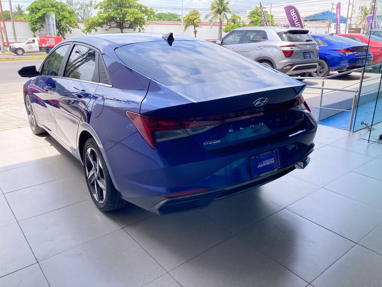 2023 Hyundai Elantra 2.0 Limited Tech Navi At