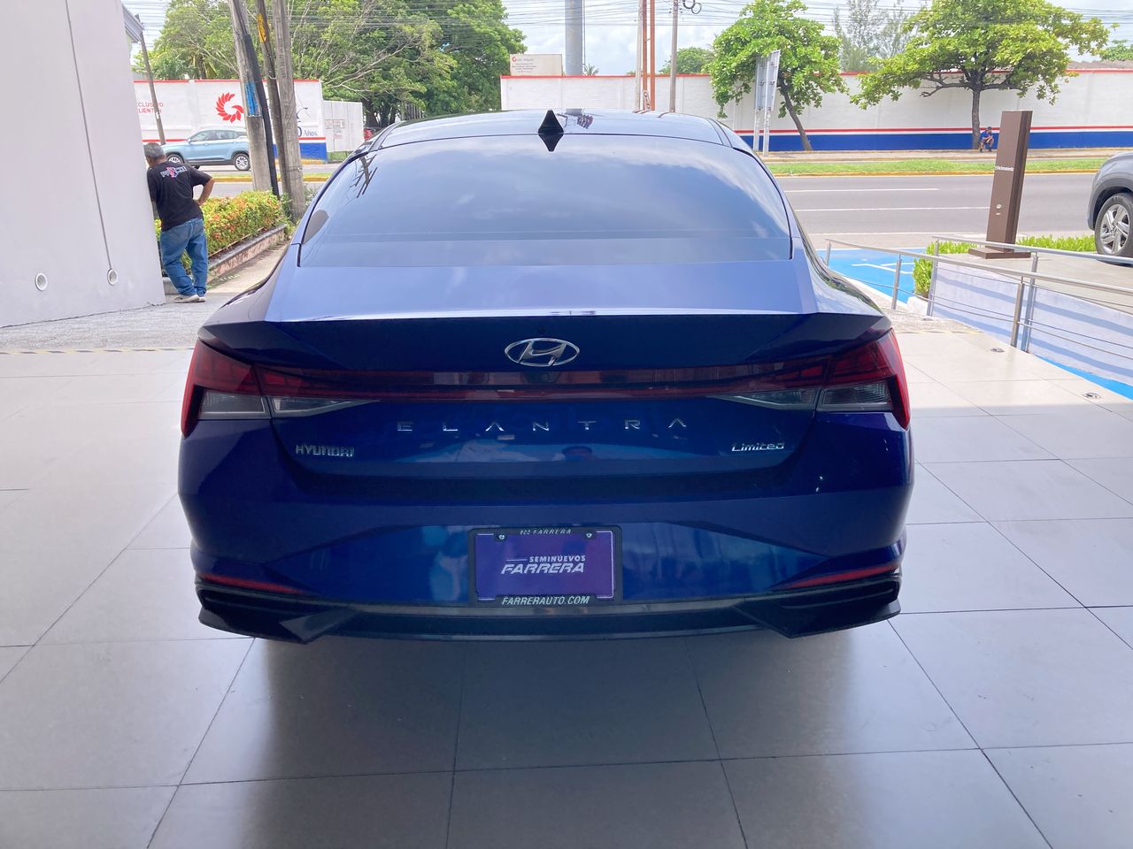 2023 Hyundai Elantra 2.0 Limited Tech Navi At