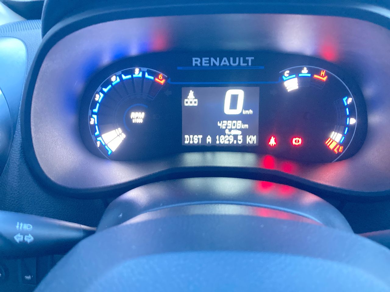 2024 Renault Kwid 1.0 Outsider Mt