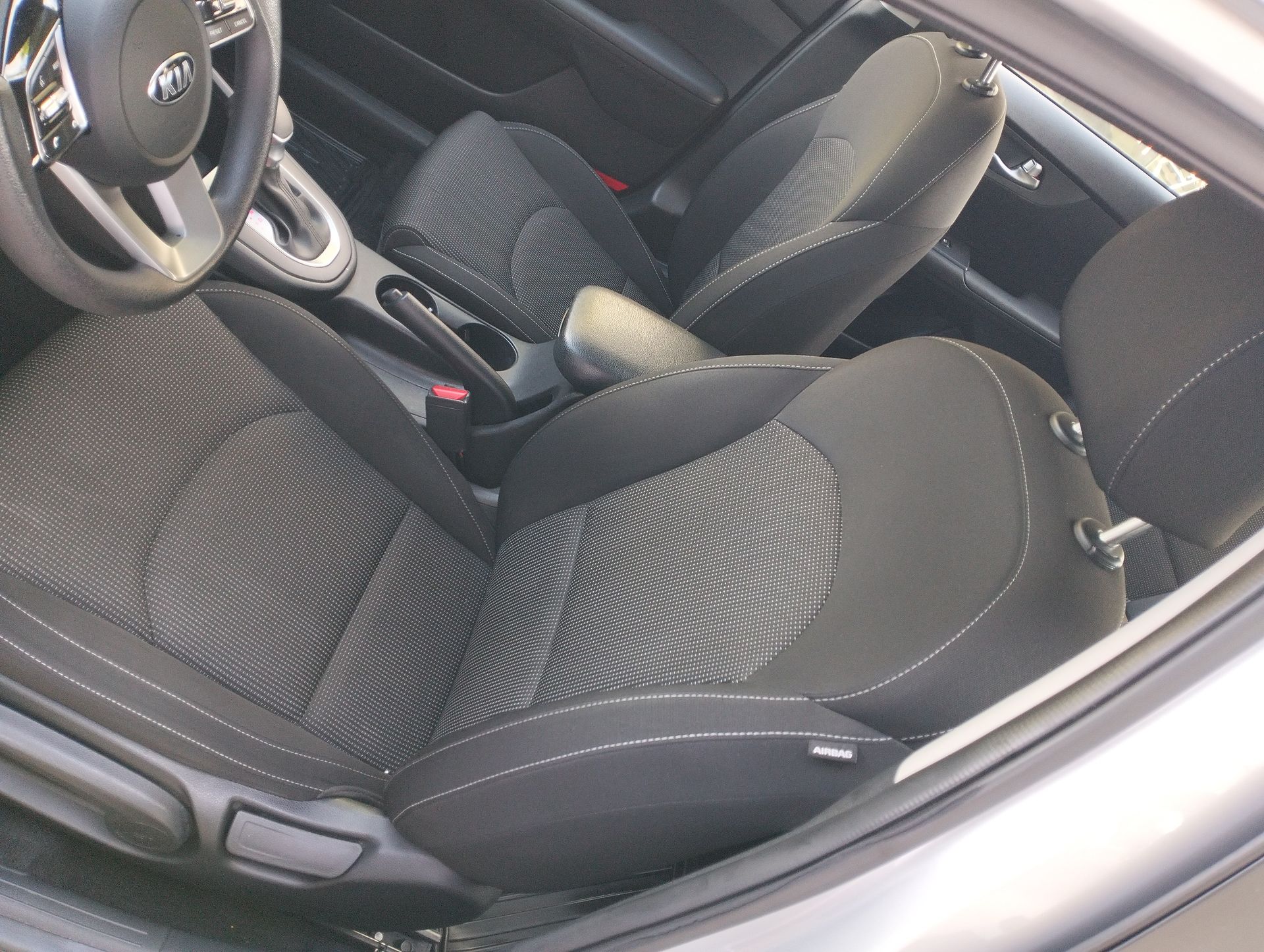2021 Kia Forte 2.0 LX 4 p At