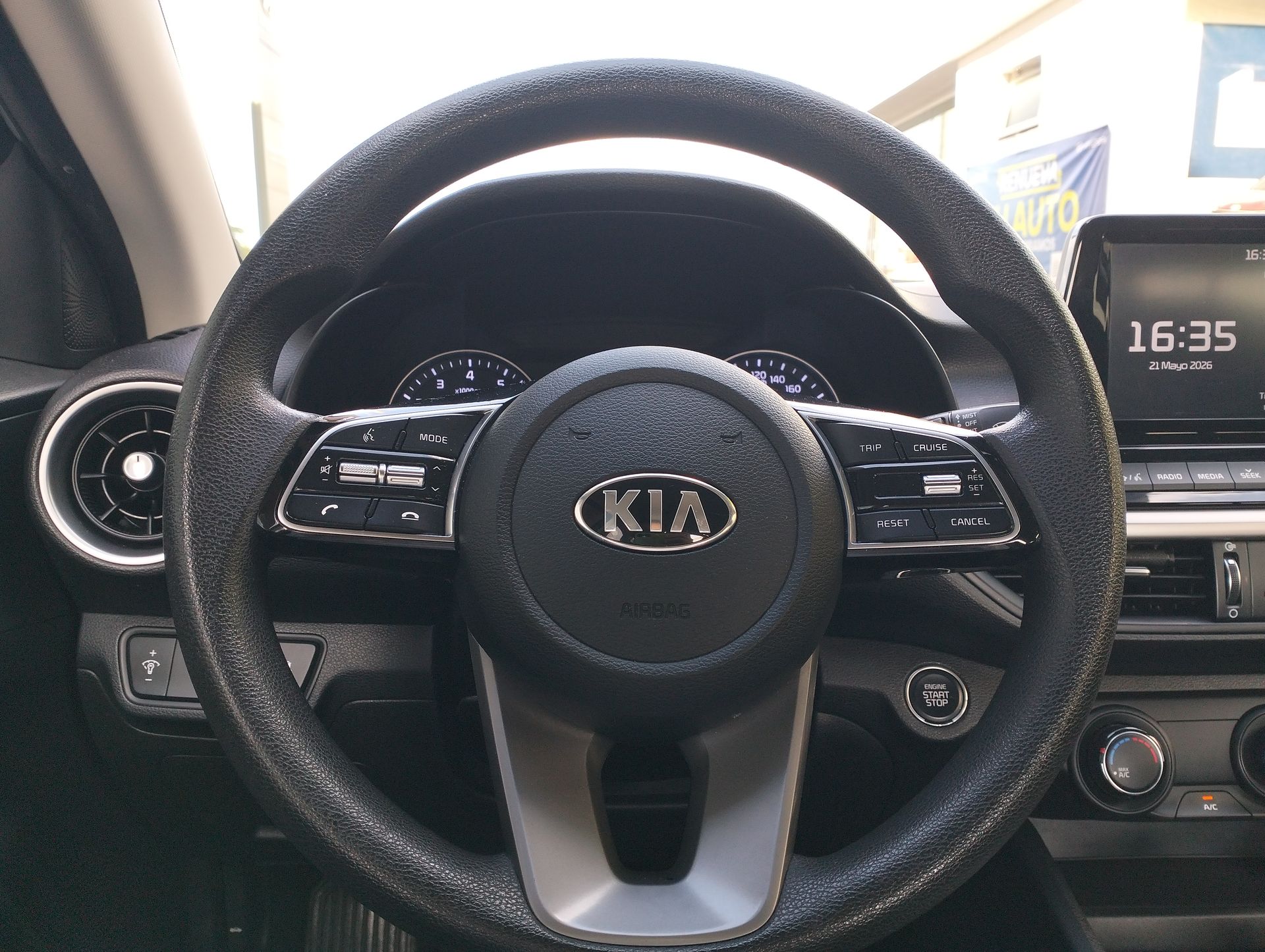 2021 Kia Forte 2.0 LX 4 p At