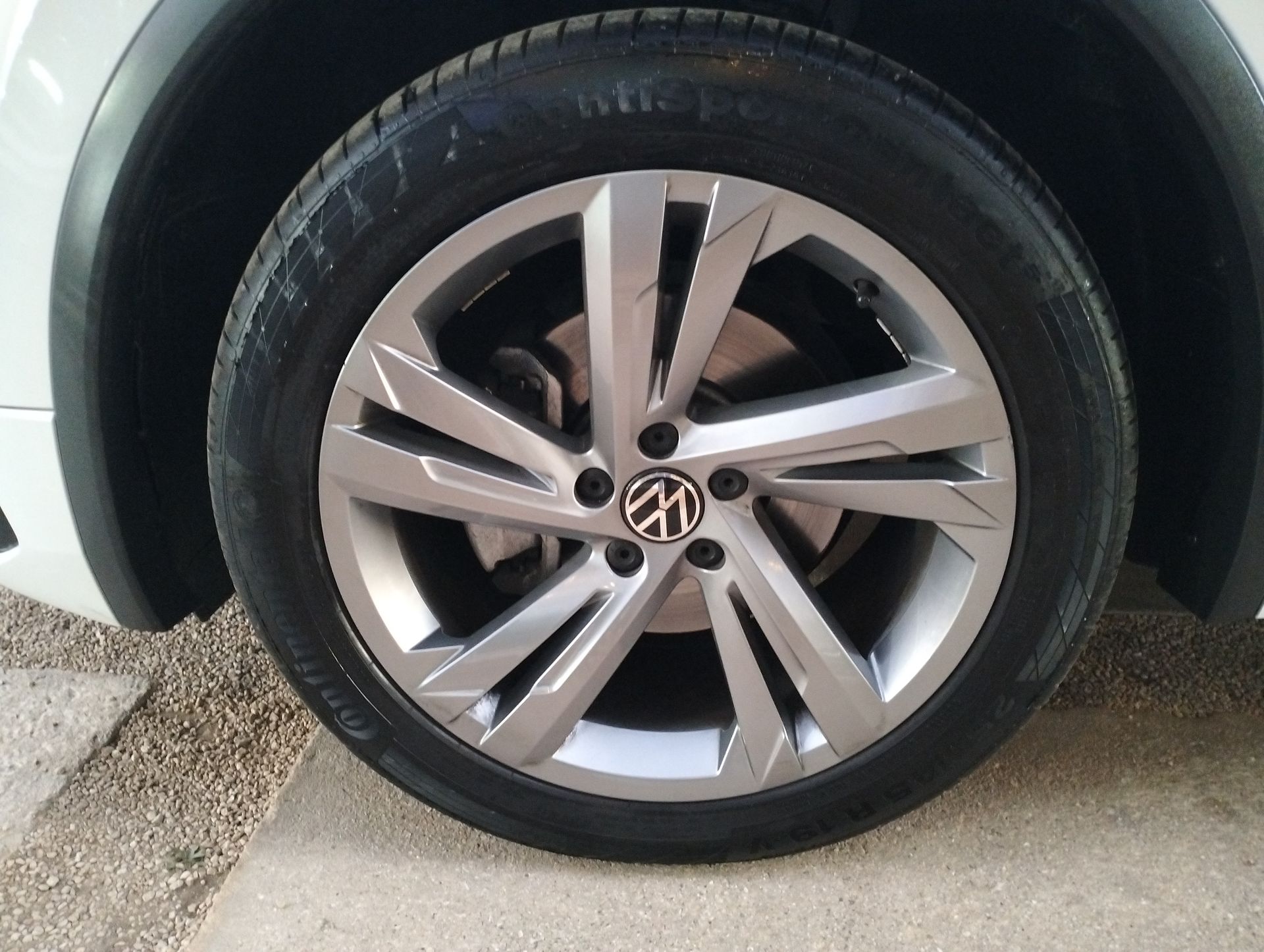 2024 Volkswagen Tiguan 1.4 R-Line At