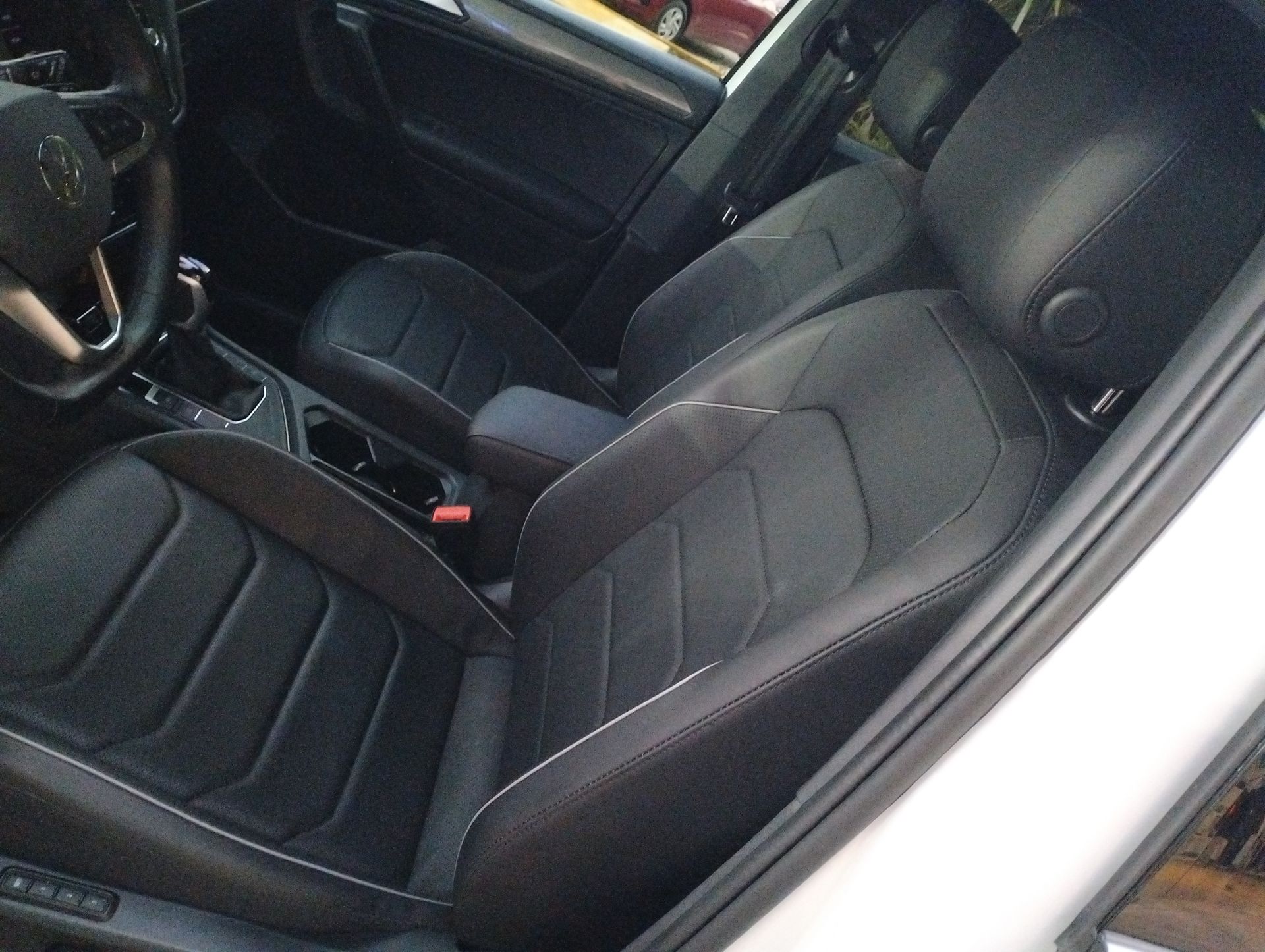 2024 Volkswagen Tiguan 1.4 R-Line At