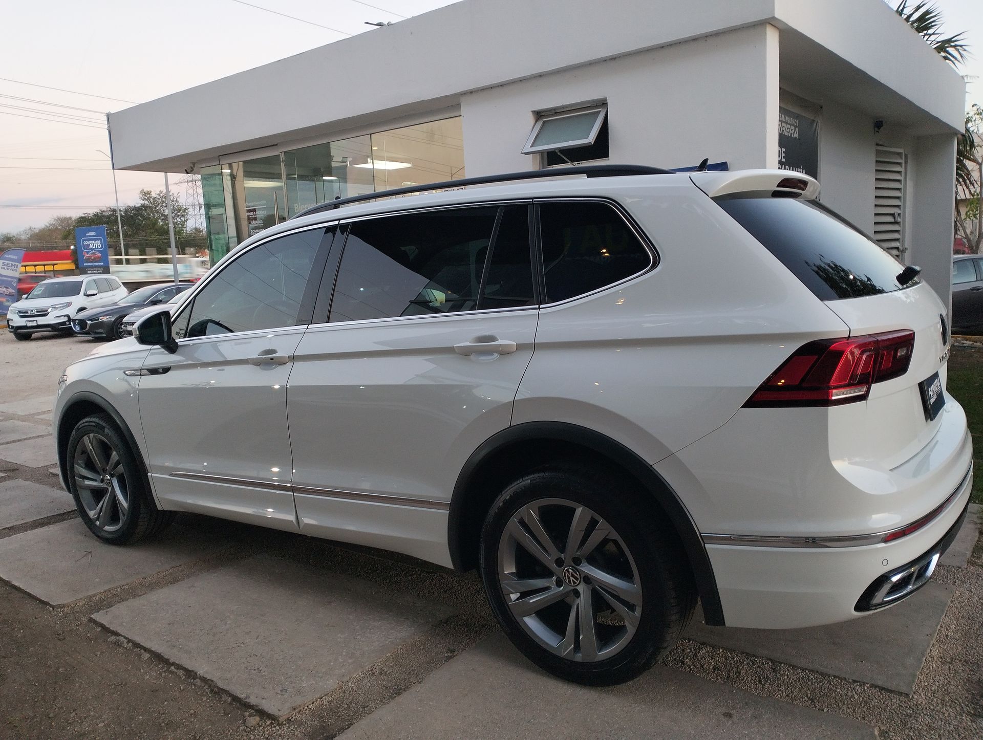 2024 Volkswagen Tiguan 1.4 R-Line At