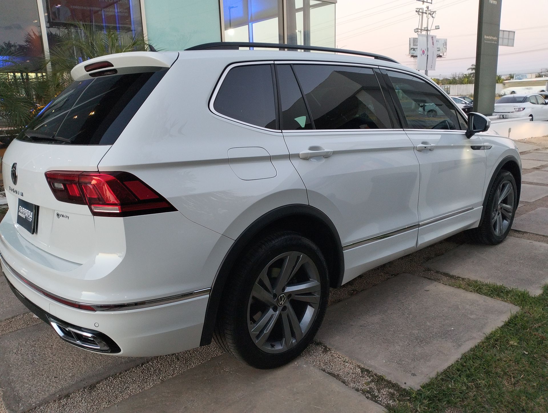 2024 Volkswagen Tiguan 1.4 R-Line At
