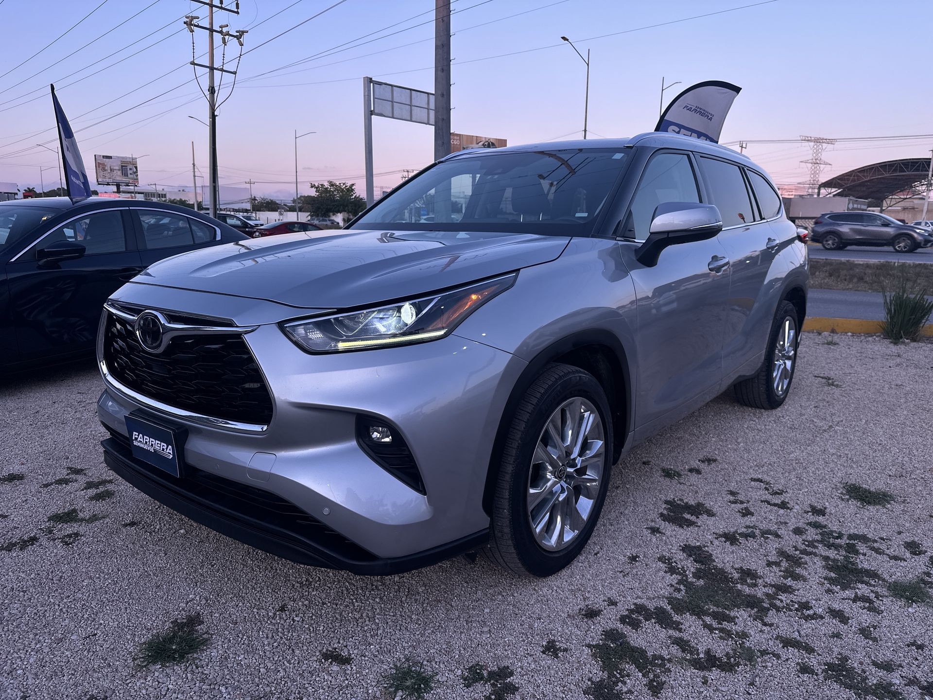 2020 Toyota Highlander 3.5 Limited Pr At