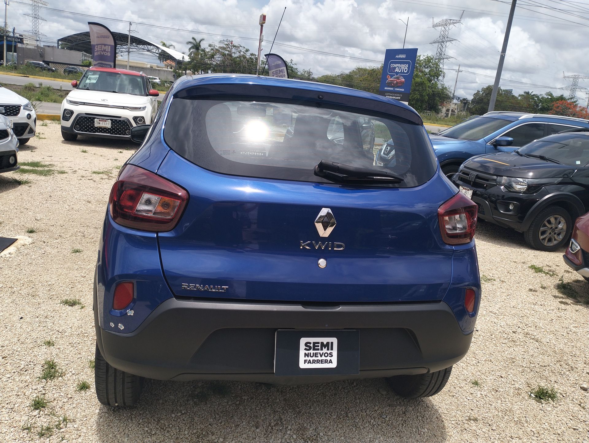 2023 Renault Kwid 1.0 Iconic Mt