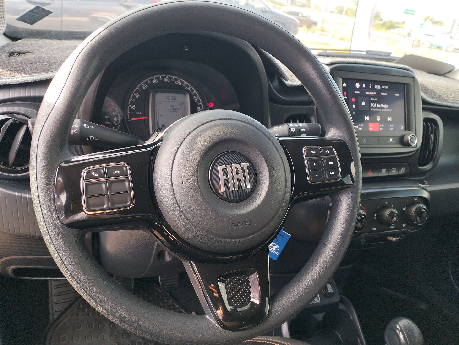 2023 FIAT Mobi 1.0 Trekking Mt