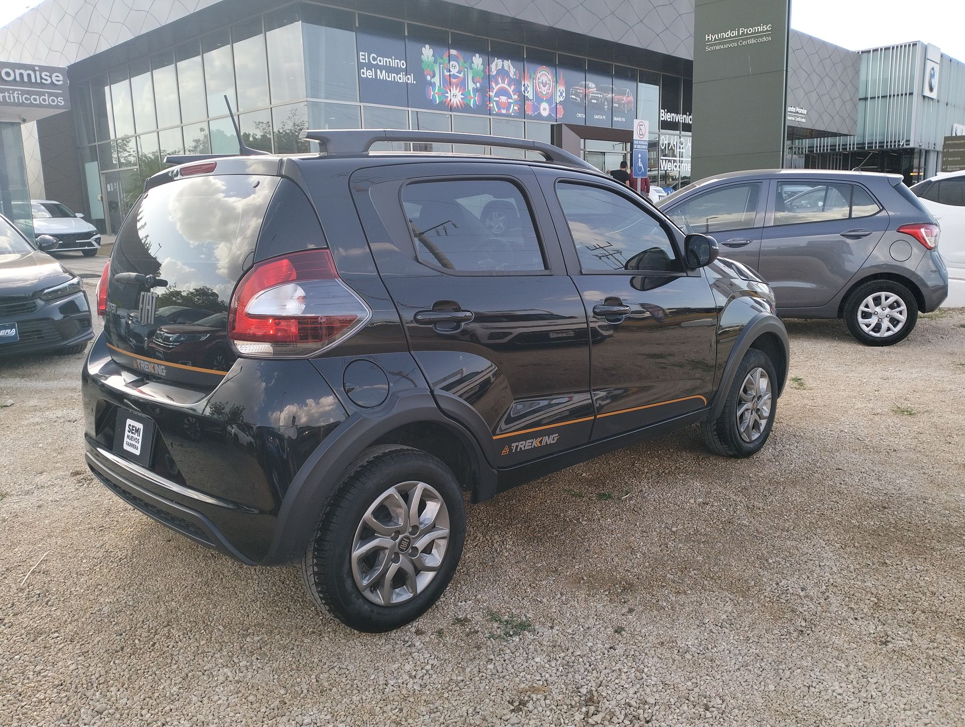2023 FIAT Mobi 1.0 Trekking Mt