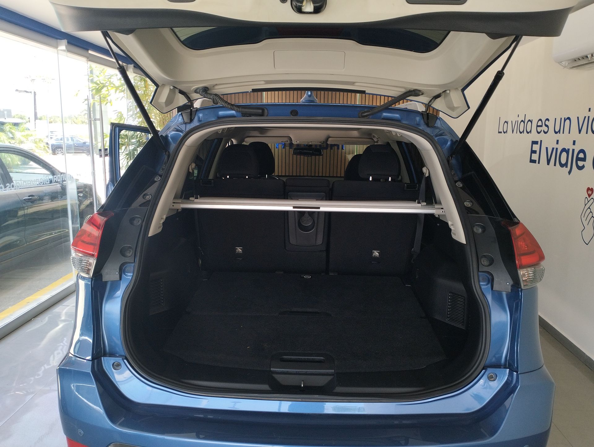 2020 Nissan X-Trail 2.5 Advance 2 Filas Cvt