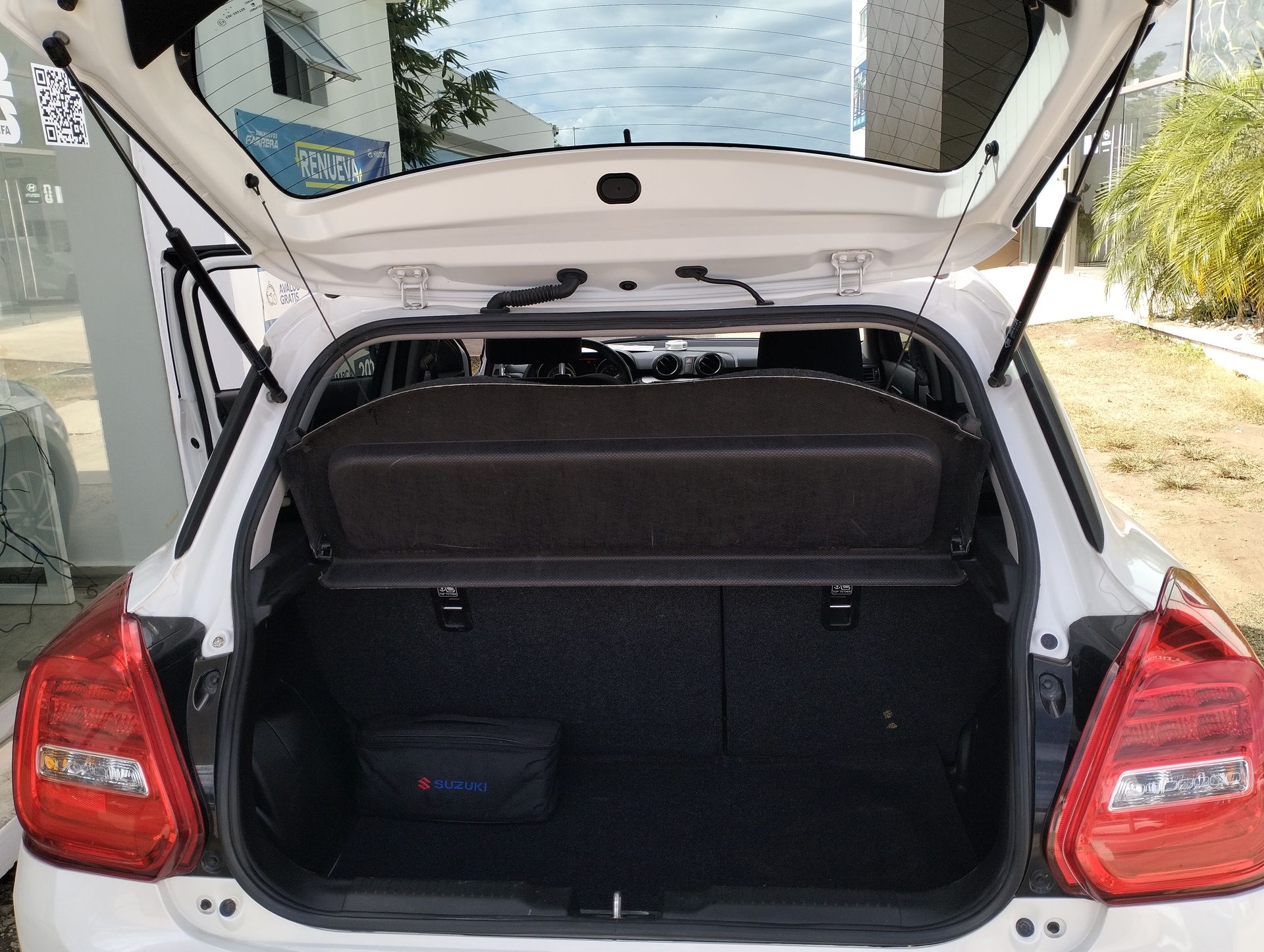 2024 Suzuki Swift 1.2 Glx At