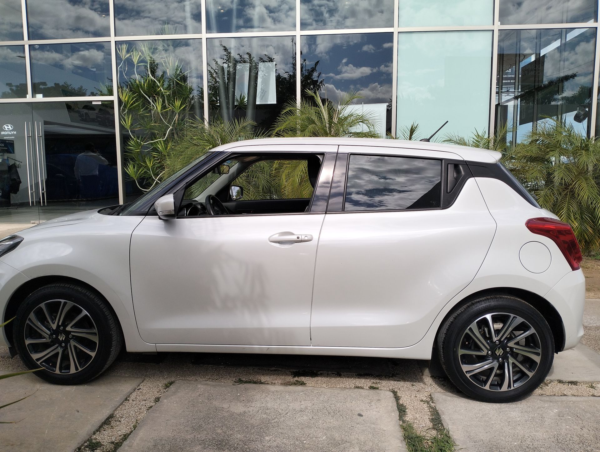 2024 Suzuki Swift 1.2 Glx At