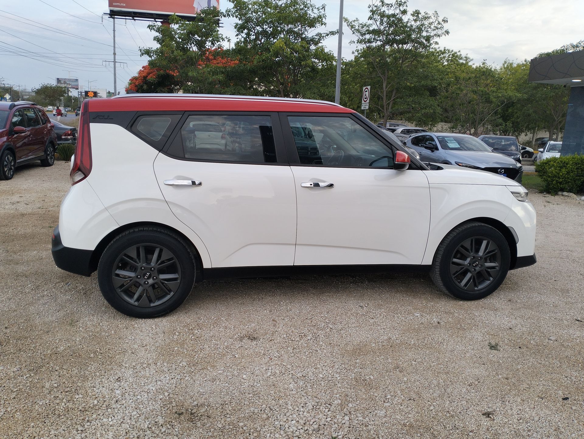 2020 Kia Soul 2.0 EX At