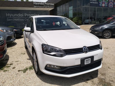 2020 Volkswagen Polo 1.6 L4 Design & Sound Tiptronic At