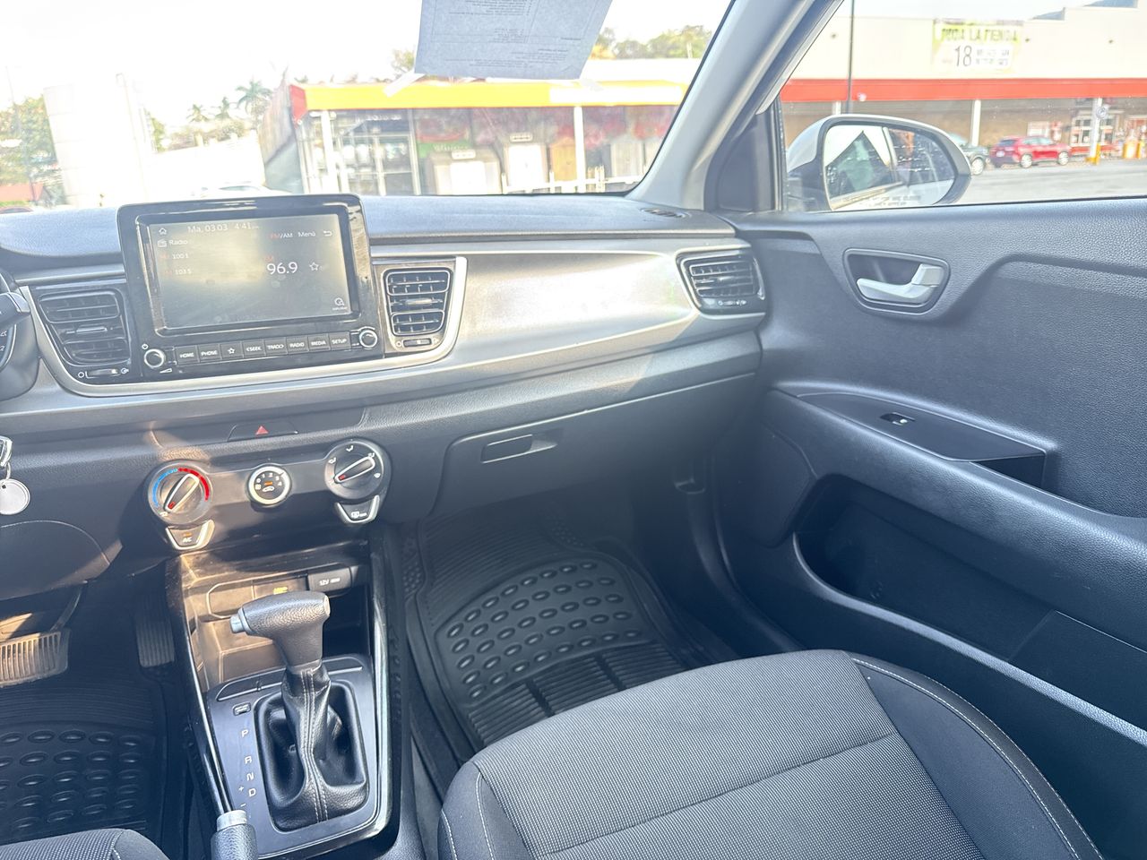 2023 Kia Rio 1.6 Sedan LX At