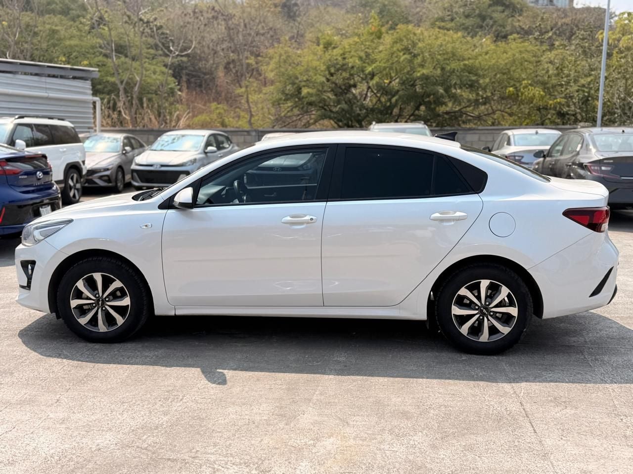 2023 Kia Rio 1.6 Sedan LX At