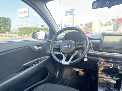 2023 Kia Rio 1.6 Sedan LX At