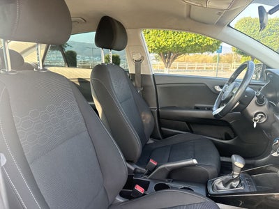 2023 Kia Rio 1.6 Sedan LX At