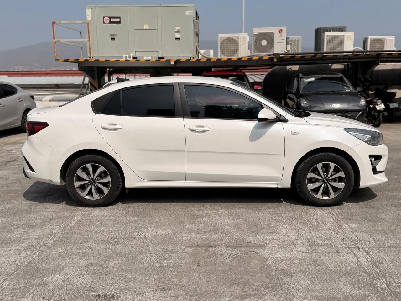 2023 Kia Rio 1.6 Sedan LX At