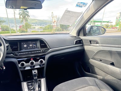 2020 Hyundai Elantra 2.0 Gls Premium At